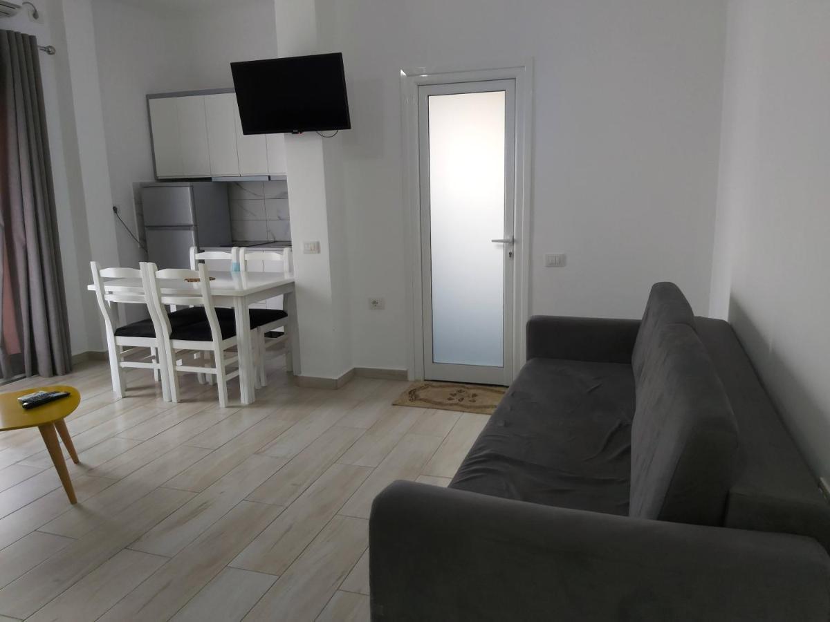 Summer Time Hotel Ksamil Esterno foto