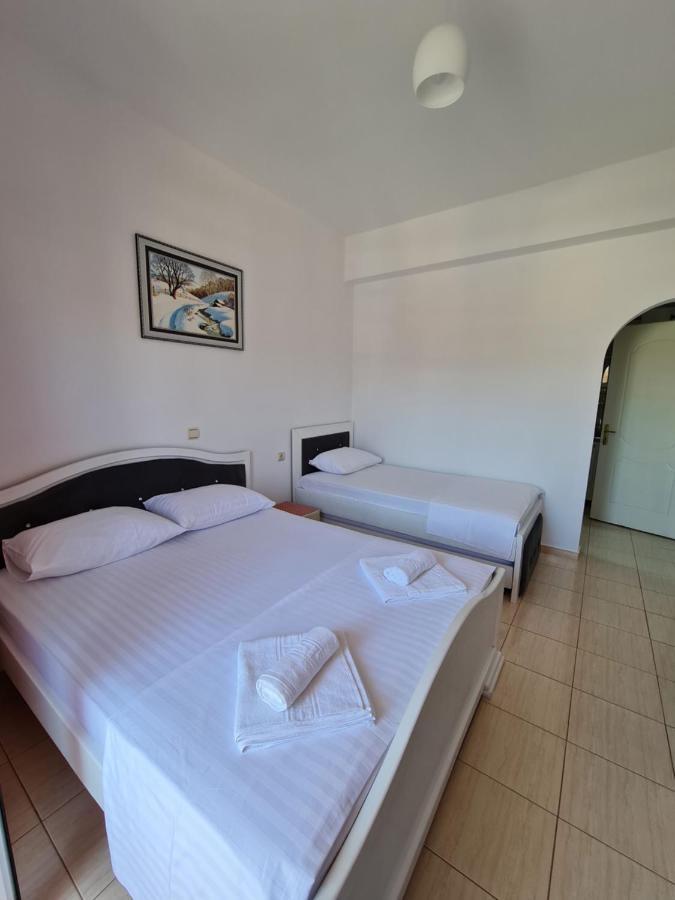 Summer Time Hotel Ksamil Esterno foto