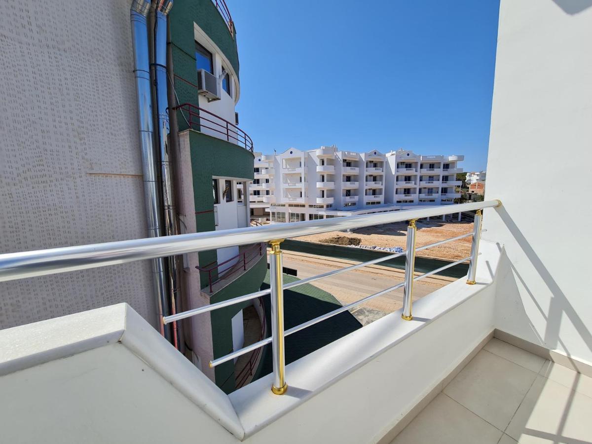 Summer Time Hotel Ksamil Esterno foto