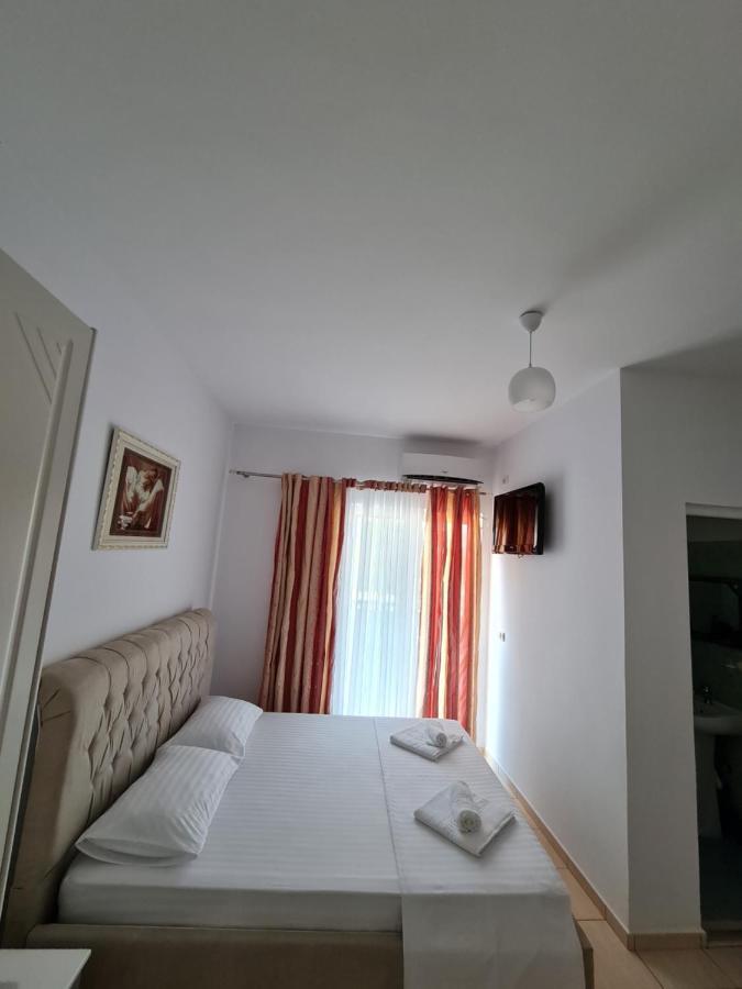 Summer Time Hotel Ksamil Esterno foto