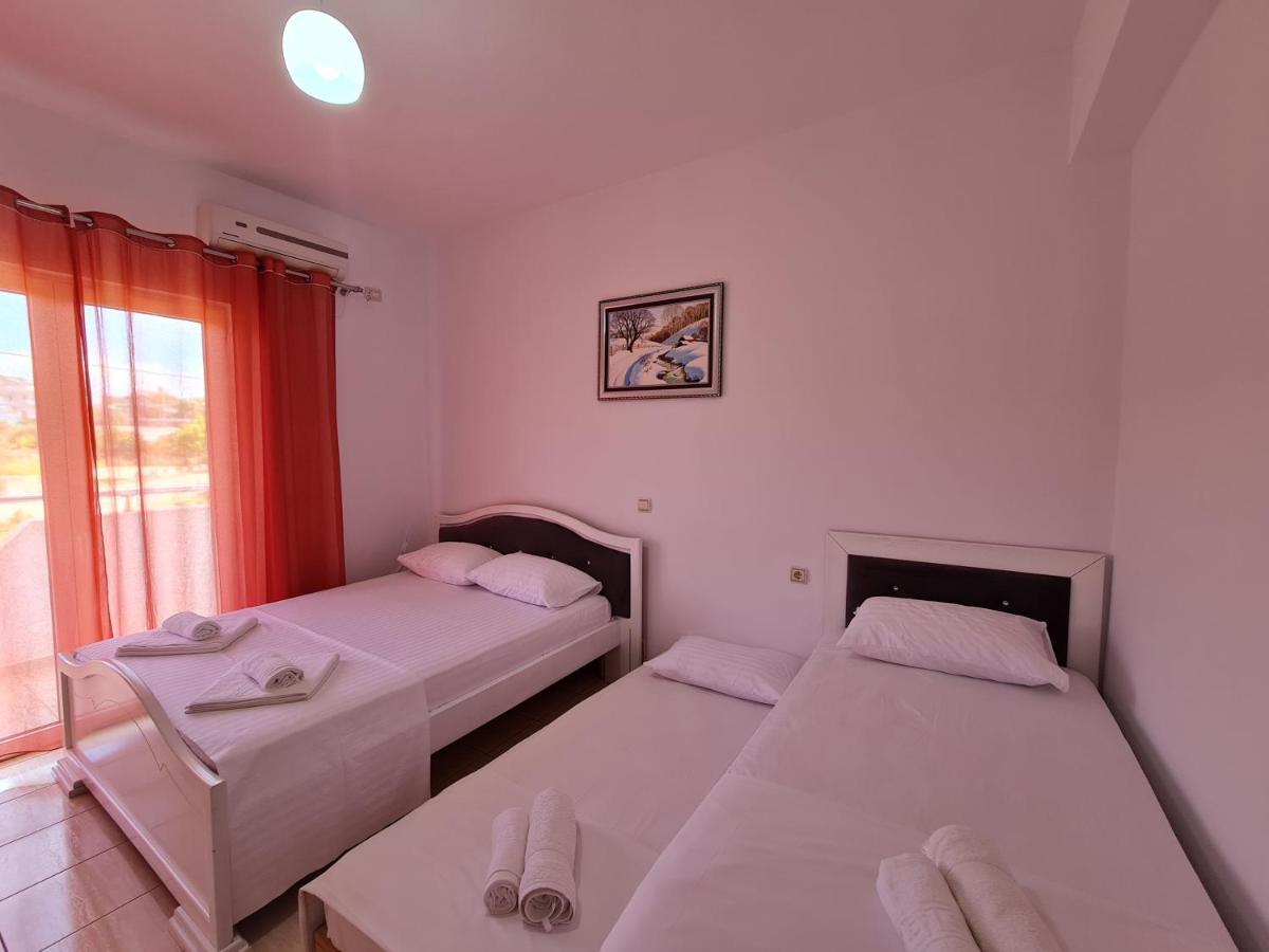 Summer Time Hotel Ksamil Esterno foto